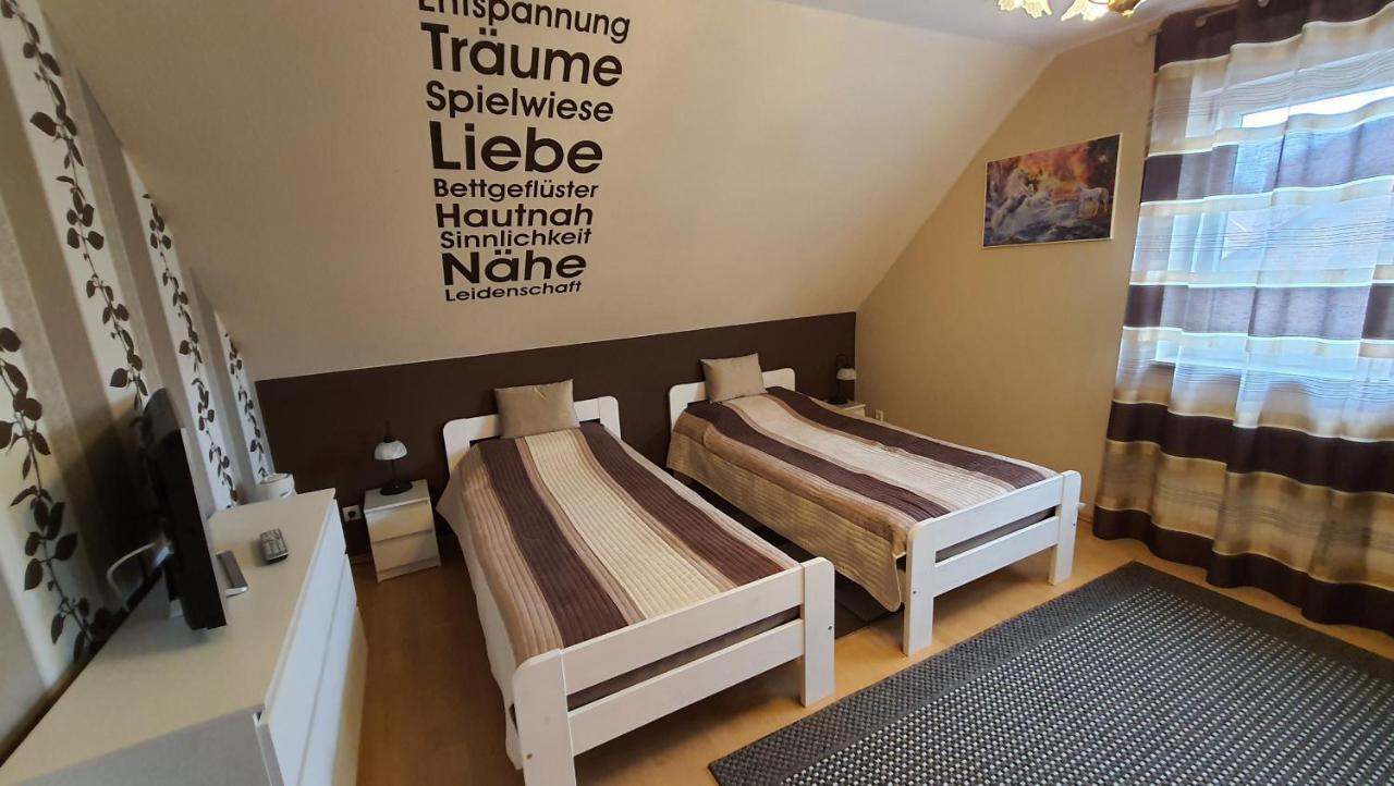 Nettes 2- Zimmer Apartment Sehnde Ngoại thất bức ảnh